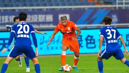 pp电子APP-【中超前瞻】三镇泰山天王山之战 广州德比保级对决