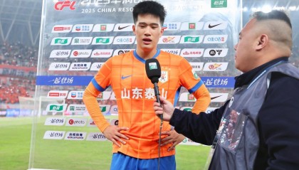 pp电子-银哨阻梅开，铁血铸核心！后卫彭啸：山东泰山太子的U23封神之路